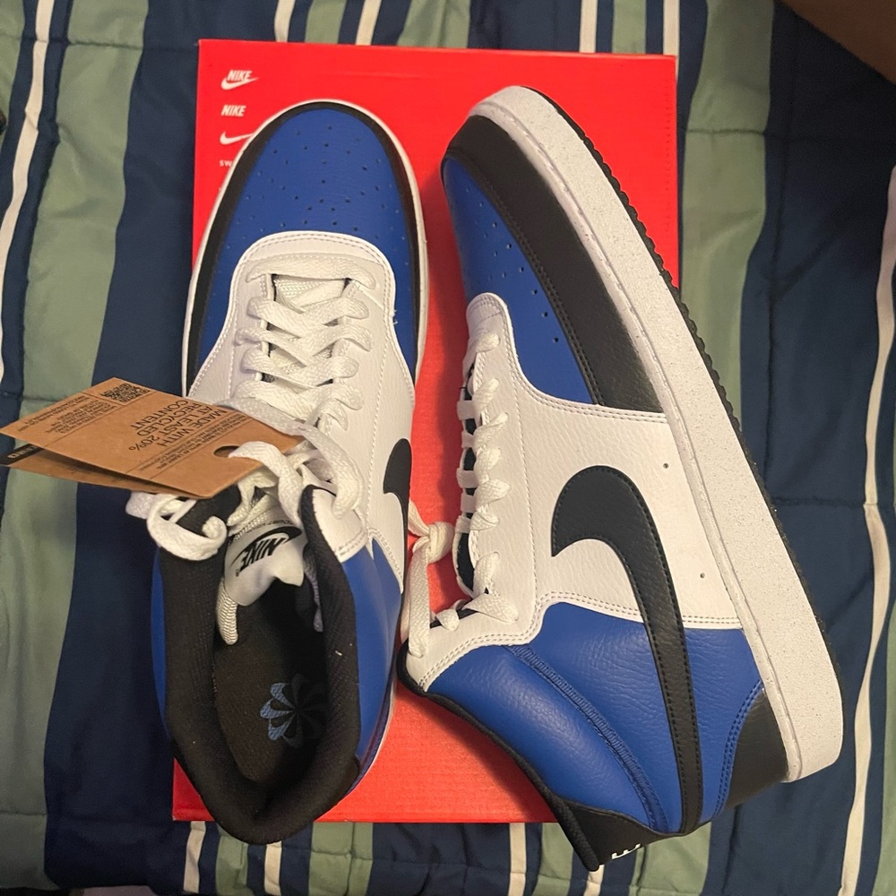 Nike Mid Court Vision